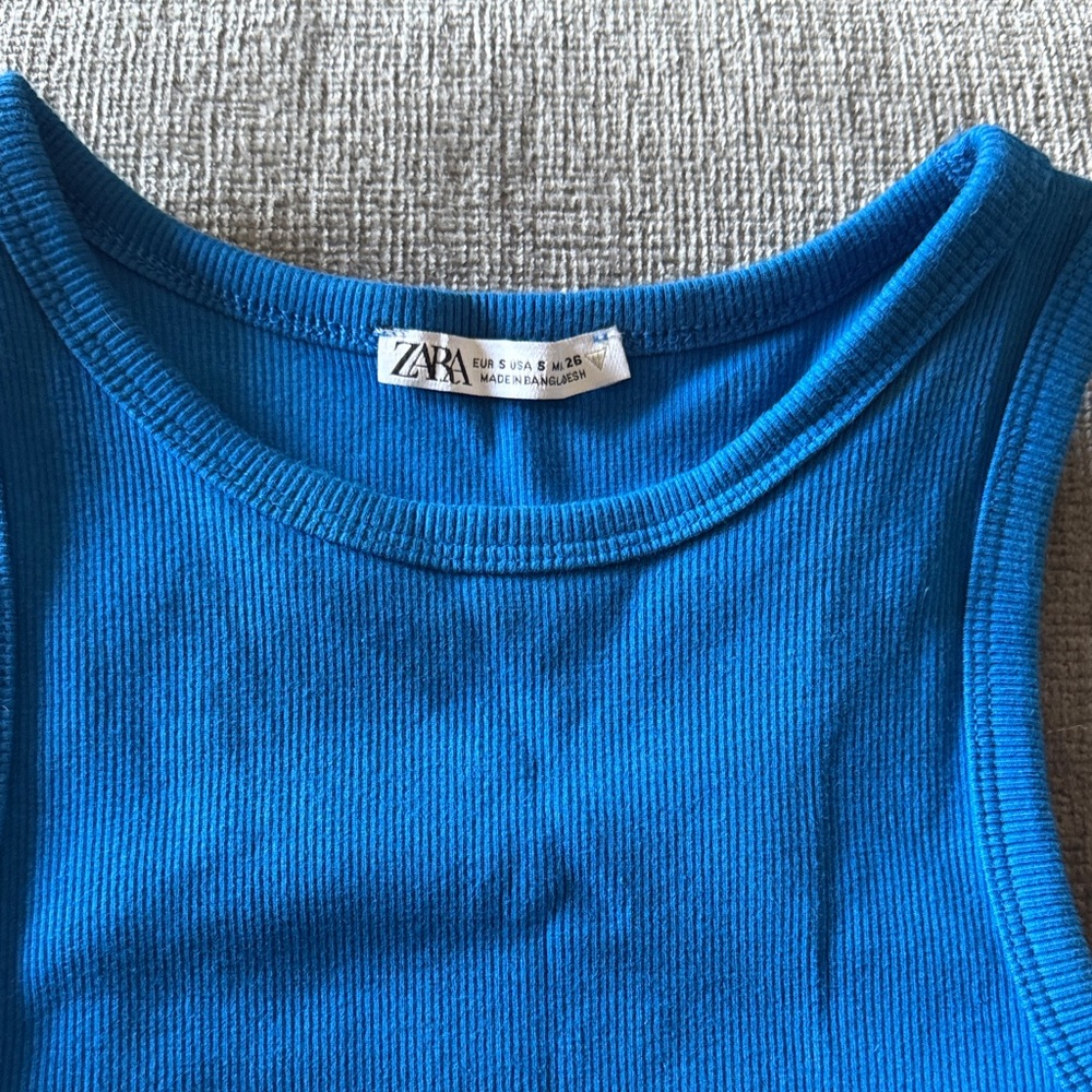 Zara Vibrant Blue Ribbed Tank Top - Picture 2 of 4
